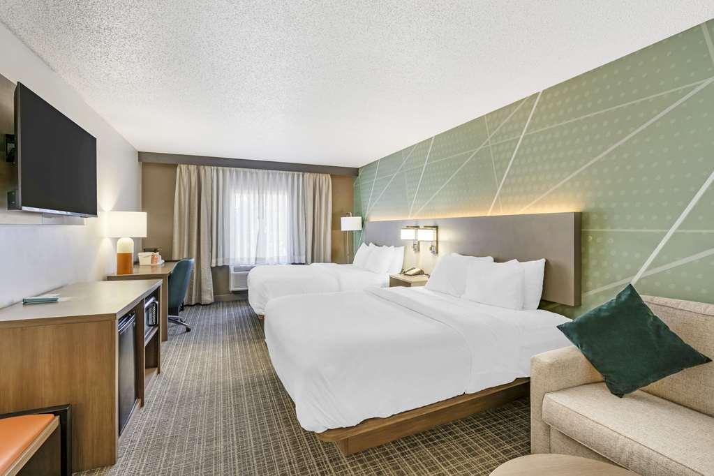 Comfort Inn & Suites Louisville Airport Fair & Expo Pokoj fotografie