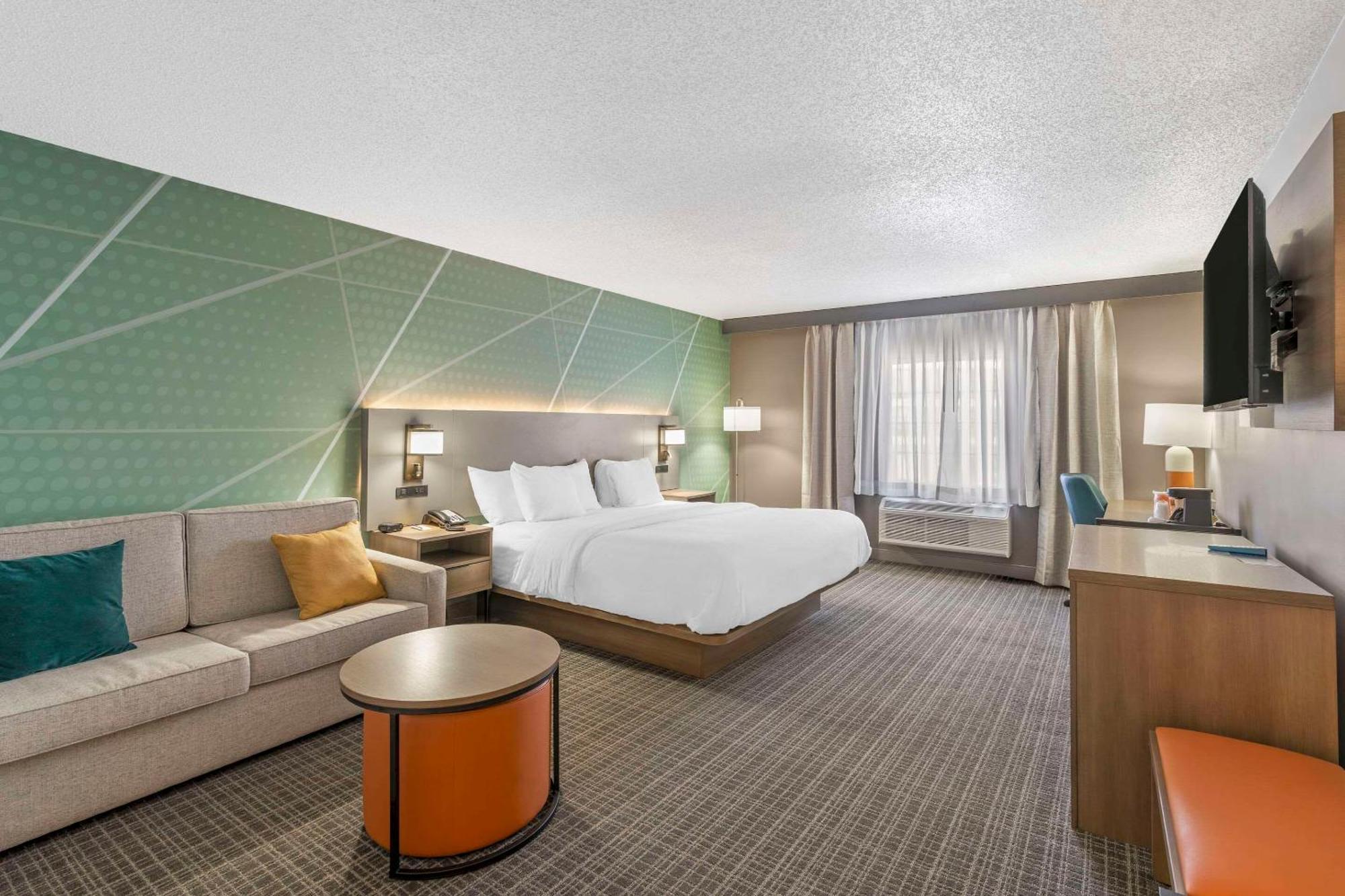Comfort Inn & Suites Louisville Airport Fair & Expo Exteriér fotografie